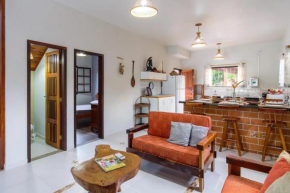 CASA LINDA E ESPAÇOSA COM AR - 50 MTS DA PRAIA